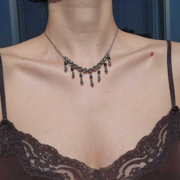 Gothic silver hematite chandelier necklace with a small silver chain - Picture 7 of 7
